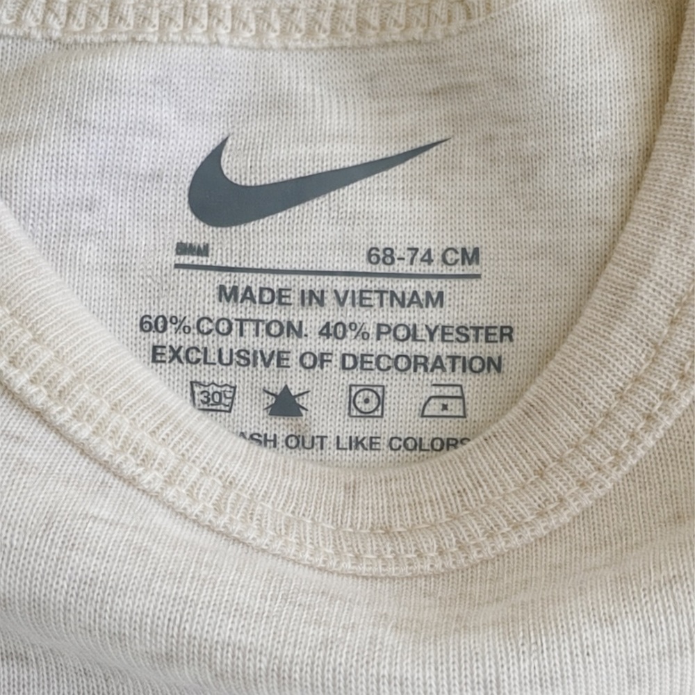 Nike Earthtone Set of 2 Onesies – 9 Months – NWOT - Picture 4 of 4
